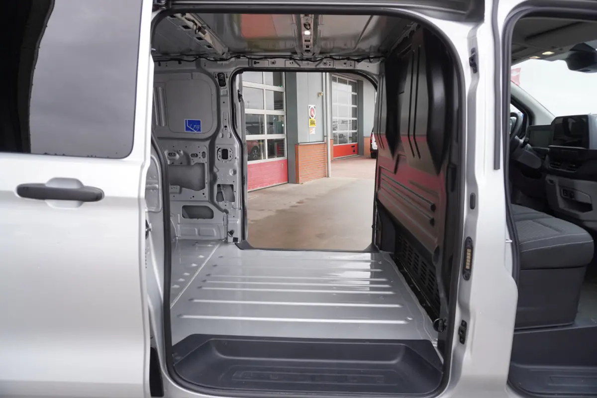 320L 2.0 TDCI 170PK L2H1 Trend Automaat Schuifdeur L / R Nr. V071 | Airco | Adap.Cruise | Navi | Camera | Blis | Glaslook