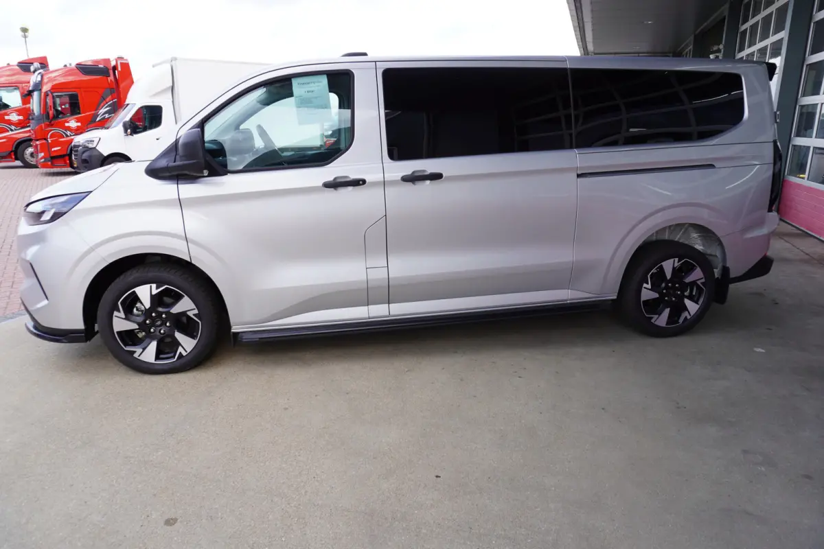 320L 2.0 TDCI 170PK L2H1 Trend Automaat Schuifdeur L / R Nr. V071 | Airco | Adap.Cruise | Navi | Camera | Blis | Glaslook