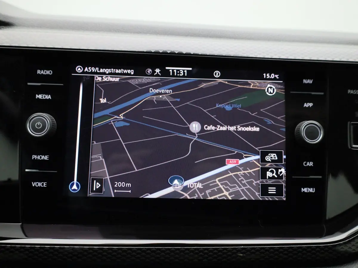 1.0 TSI Life Edition 95pk Demo | Parkeersensoren Achter | Achteruirijcamera | Privacy Glas | 15 Inch Velgen | Apple Carplay | Android Auto