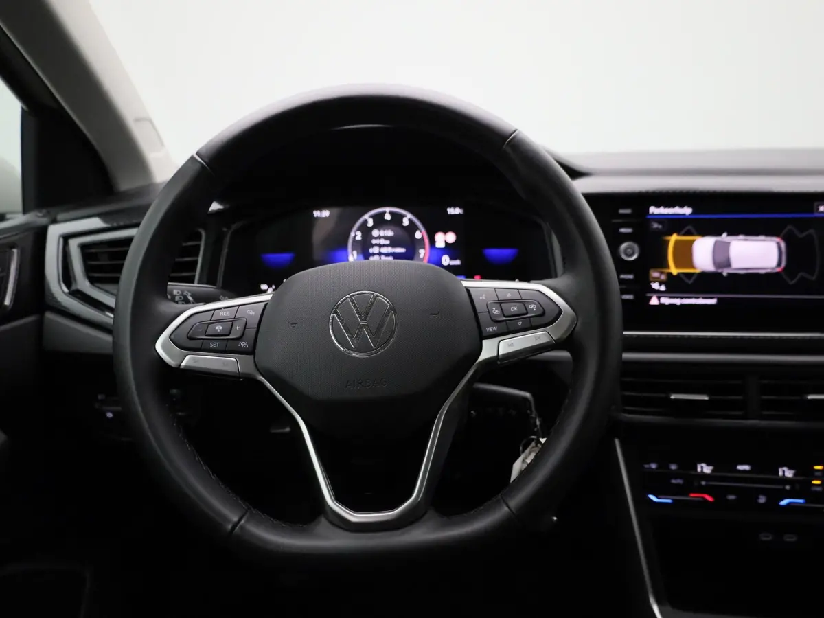 1.0 TSI Life Edition 95pk Demo | Parkeersensoren Achter | Achteruirijcamera | Privacy Glas | 15 Inch Velgen | Apple Carplay | Android Auto
