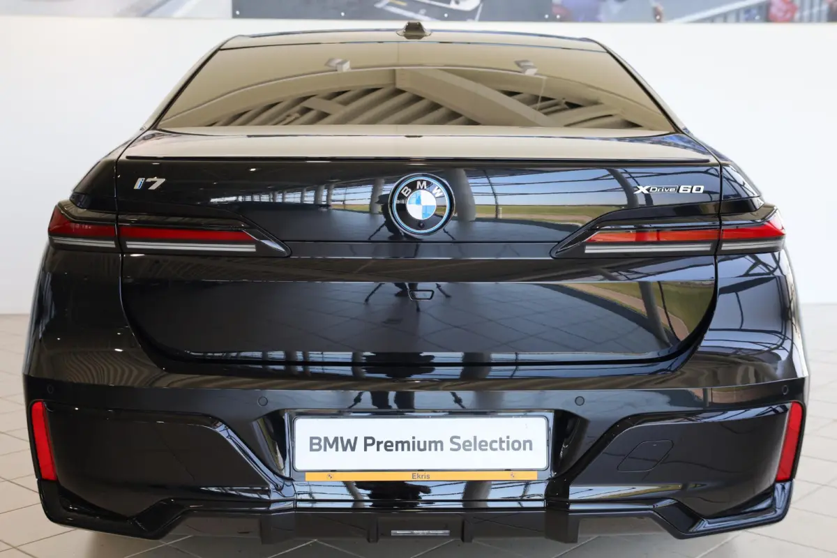 xDrive60 M Sport Pro | Rear Seat Entertainment | SOH 99,4% | BMW Individual Leder 'Merino' Tartufo | Integral Active Steering