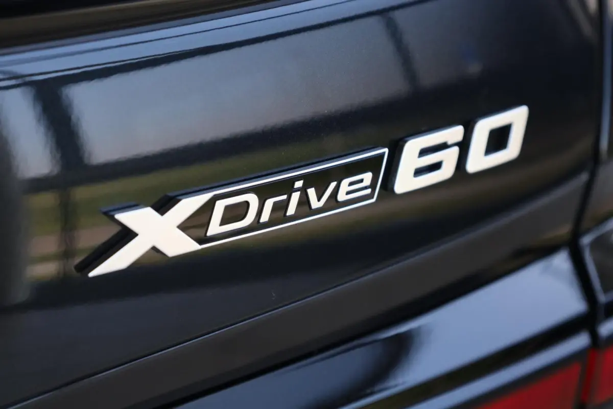xDrive60 M Sport Pro | Rear Seat Entertainment | SOH 99,4% | BMW Individual Leder 'Merino' Tartufo | Integral Active Steering