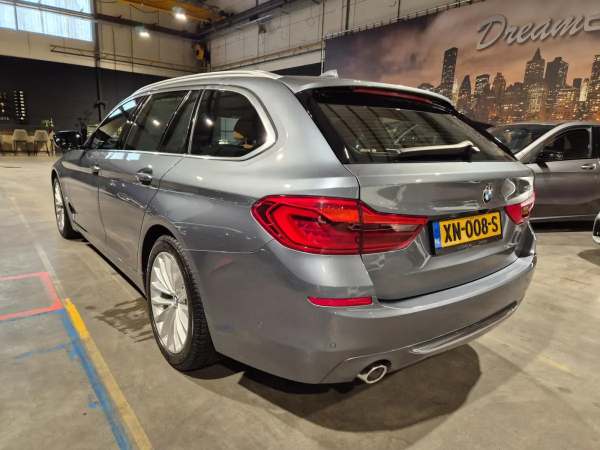 530i High Executive Edition - Panoramadak - HeadUp - Adapt Cruise - Ambiancelight - Memorystoel