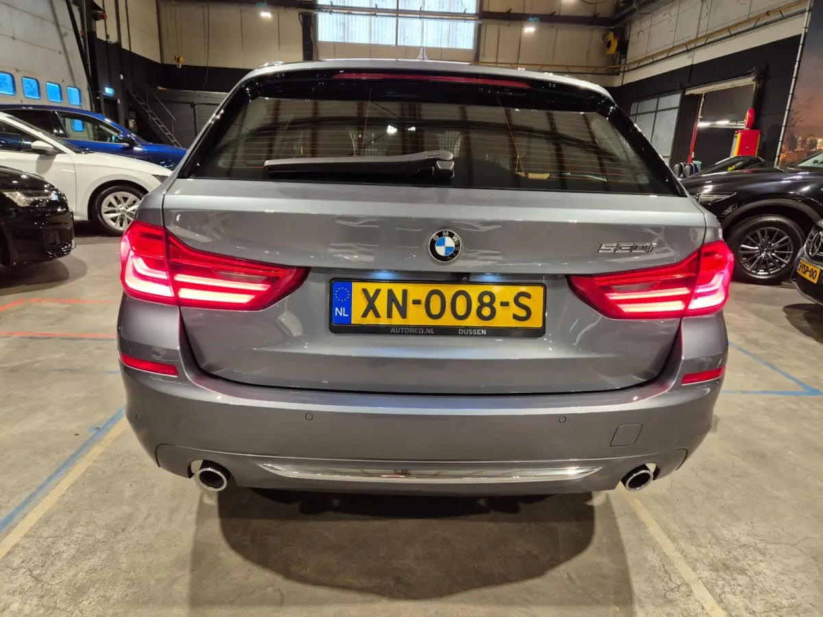 530i High Executive Edition - Panoramadak - HeadUp - Adapt Cruise - Ambiancelight - Memorystoel