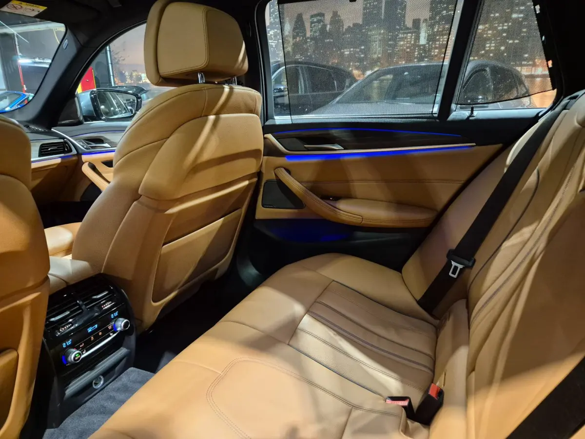 530i High Executive Edition - Panoramadak - HeadUp - Adapt Cruise - Ambiancelight - Memorystoel