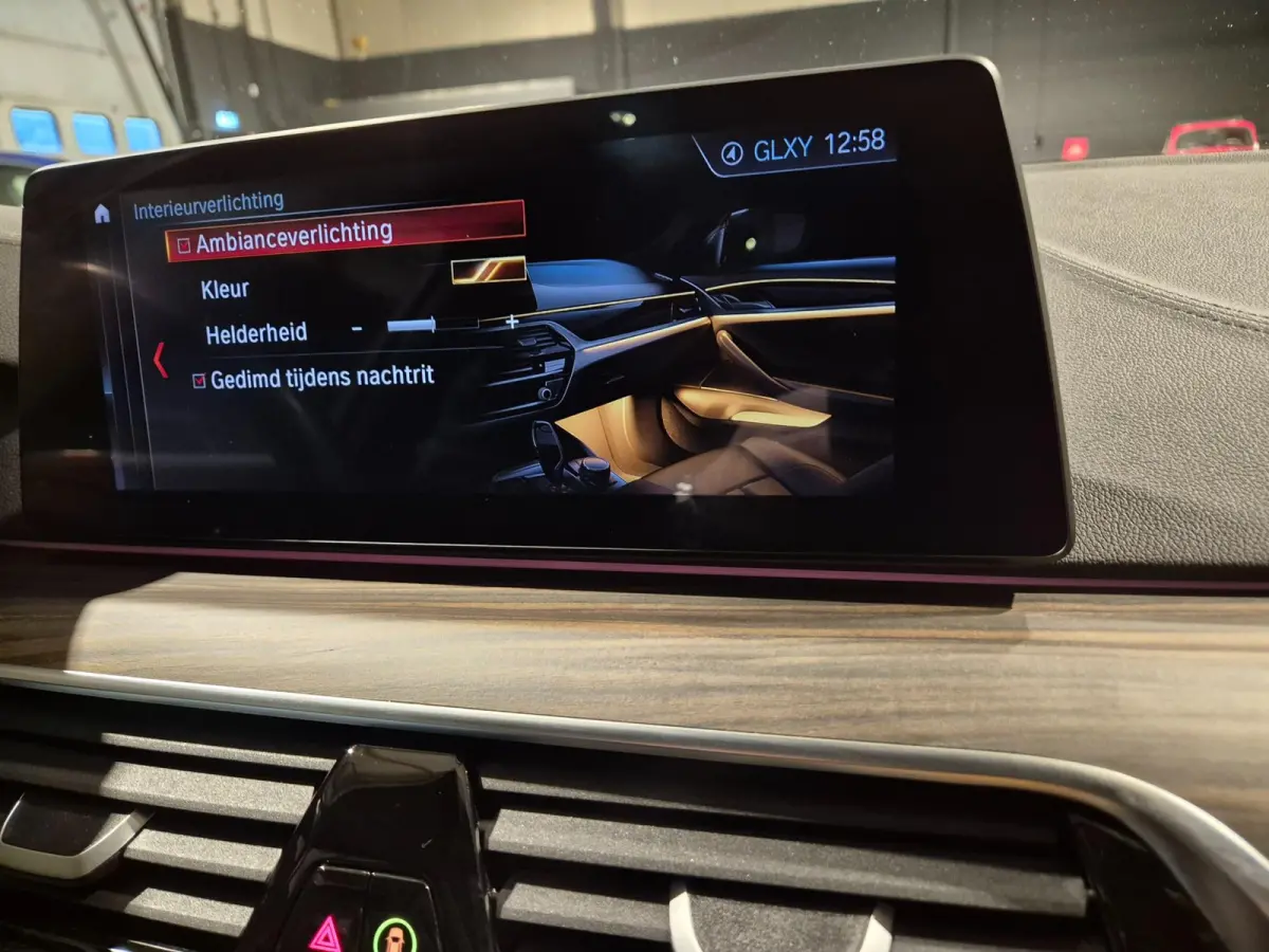 530i High Executive Edition - Panoramadak - HeadUp - Adapt Cruise - Ambiancelight - Memorystoel