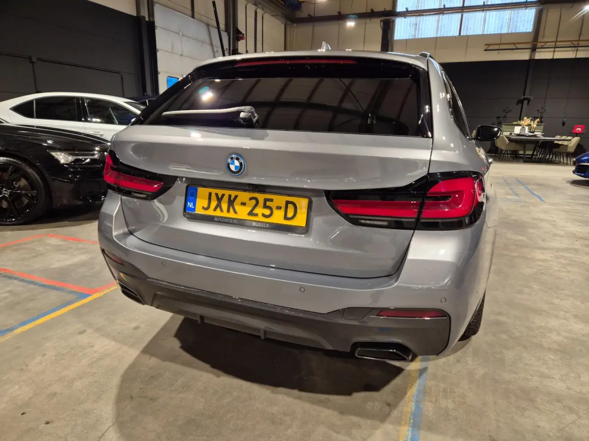 530e Business Edition Plus M-Sport - Panoramadak - Leder - LED - Stoel en Stuurverw - Incl BTW