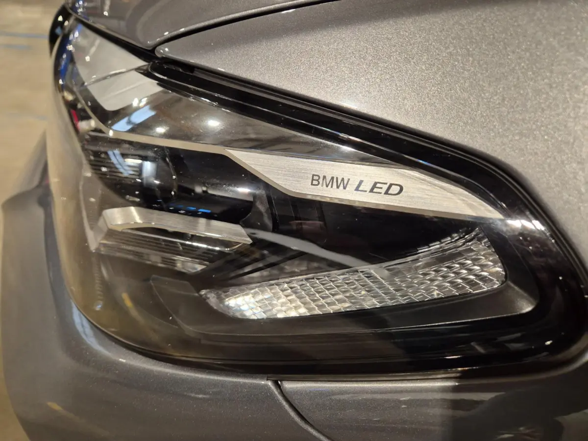 530e Business Edition Plus M-Sport - Panoramadak - Leder - LED - Stoel en Stuurverw - Incl BTW