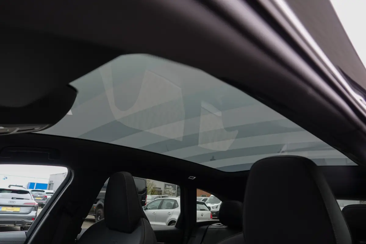 Edition One | e-hybrid 299Pk | MMI Bijrijdersdisplay | B&O Premium | Panoramadak | Head-Up Display | 360° Camera | 21'' | Quattro | Plug-in Hybrid
