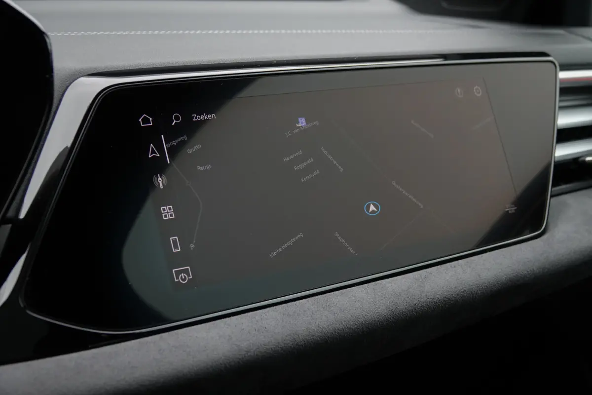 Edition One | e-hybrid 299Pk | MMI Bijrijdersdisplay | B&O Premium | Panoramadak | Head-Up Display | 360° Camera | 21'' | Quattro | Plug-in Hybrid