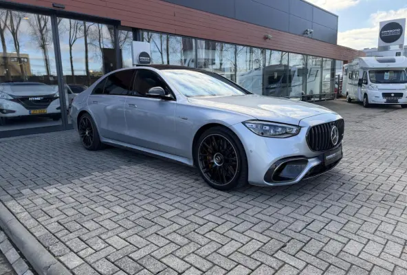 AMG 63 S E Keramisch Carbon In/Exterieur Burmester 4D