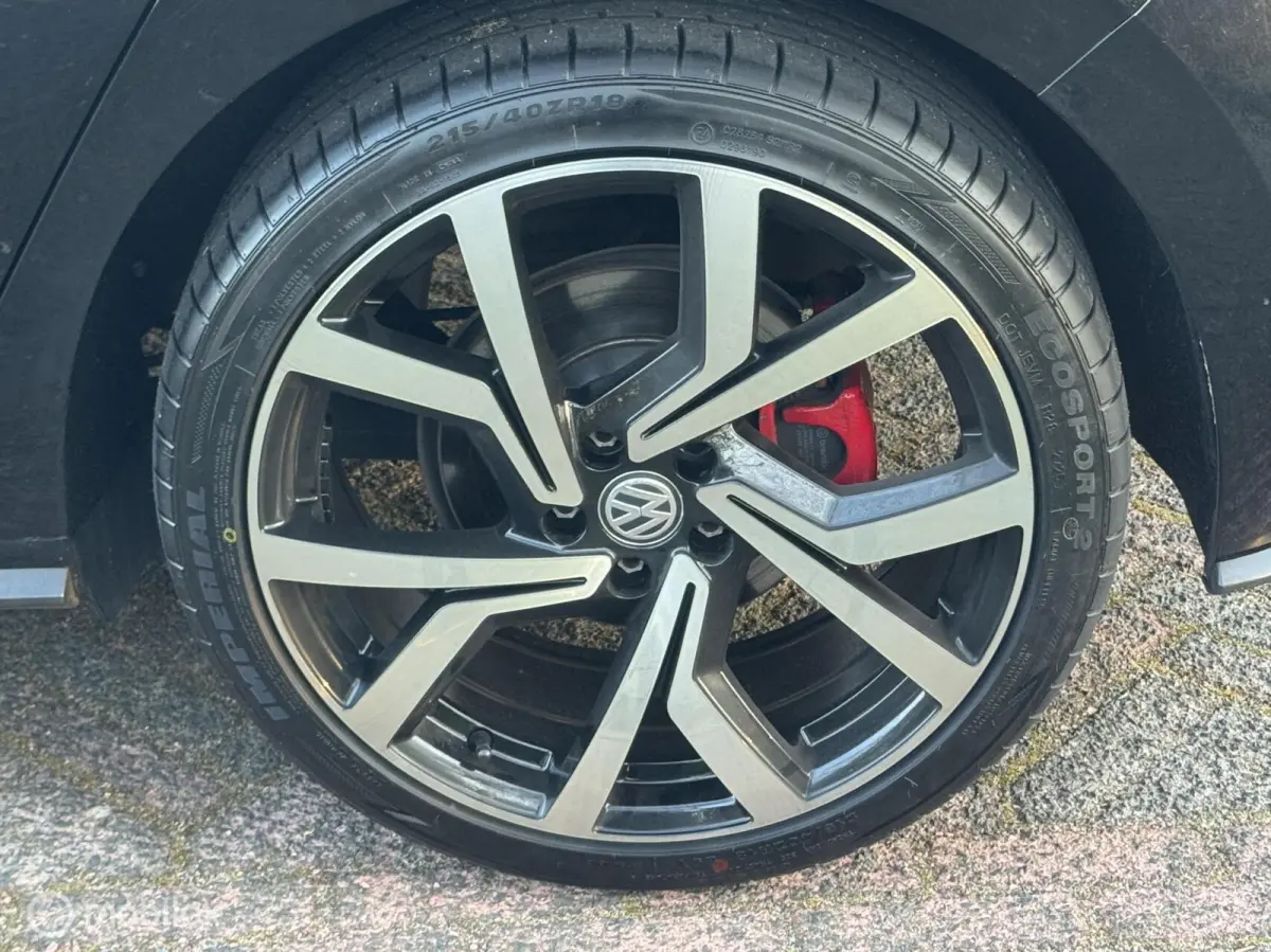 GTI2.0 TSI 200PK /ACC/CARPLAY/PANO/CAMERA/DO