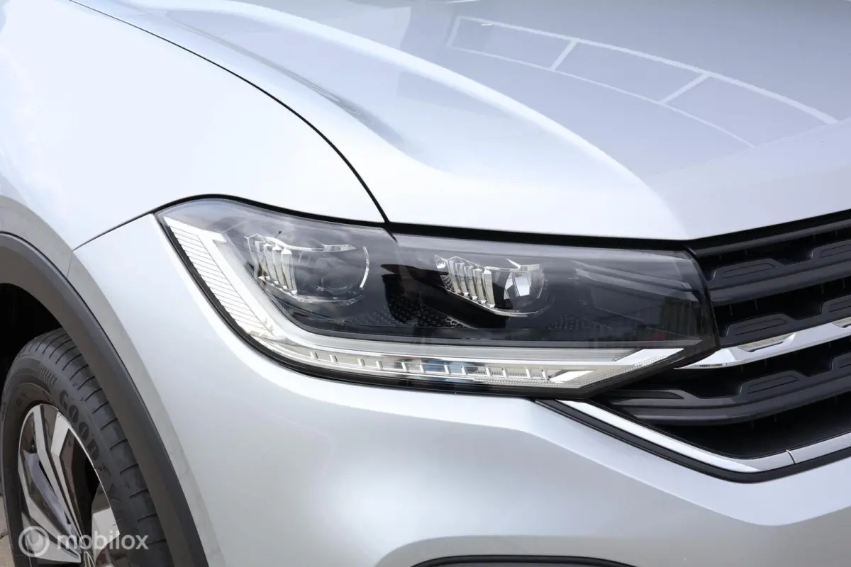 1.0 TSI DSG I LED I Camera I Trekhaak I Navigatie