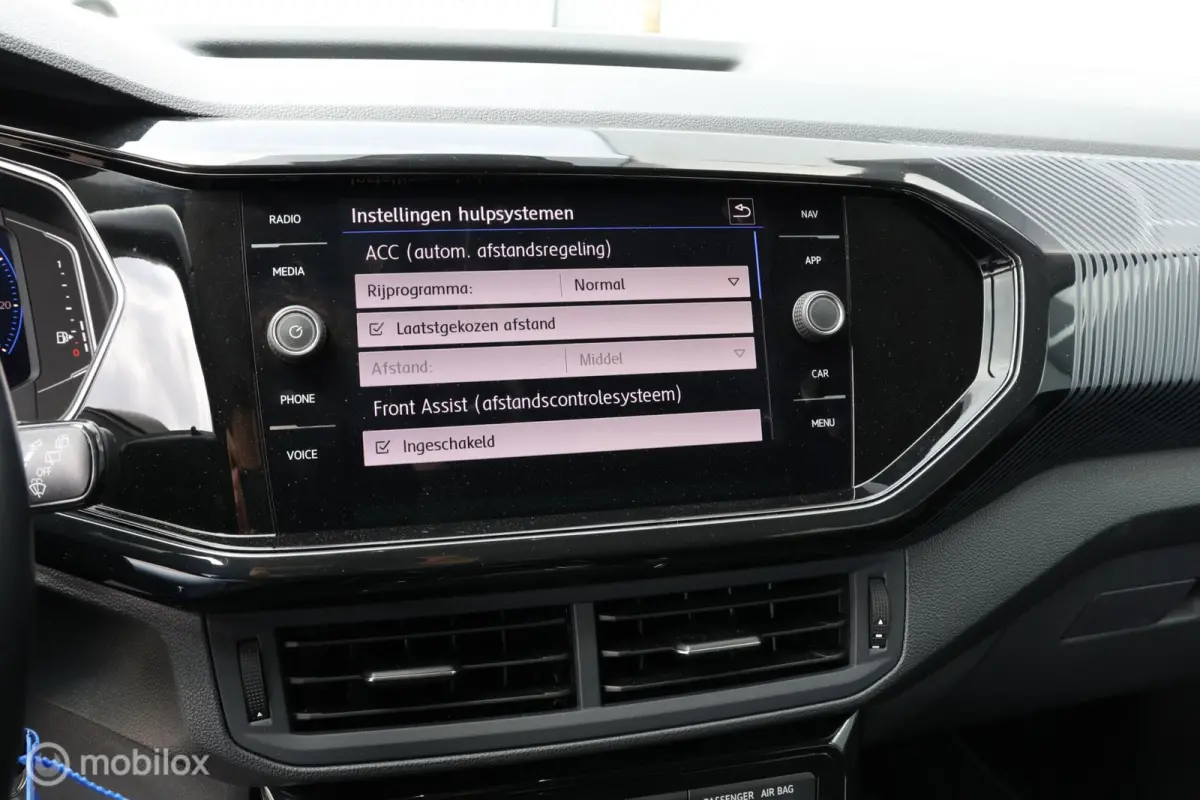1.0 TSI DSG I LED I Camera I Trekhaak I Navigatie