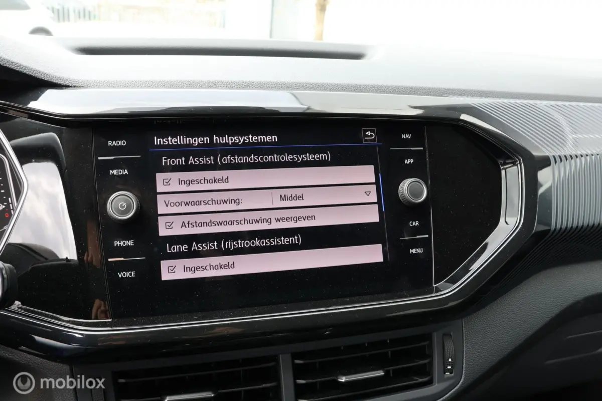 1.0 TSI DSG I LED I Camera I Trekhaak I Navigatie