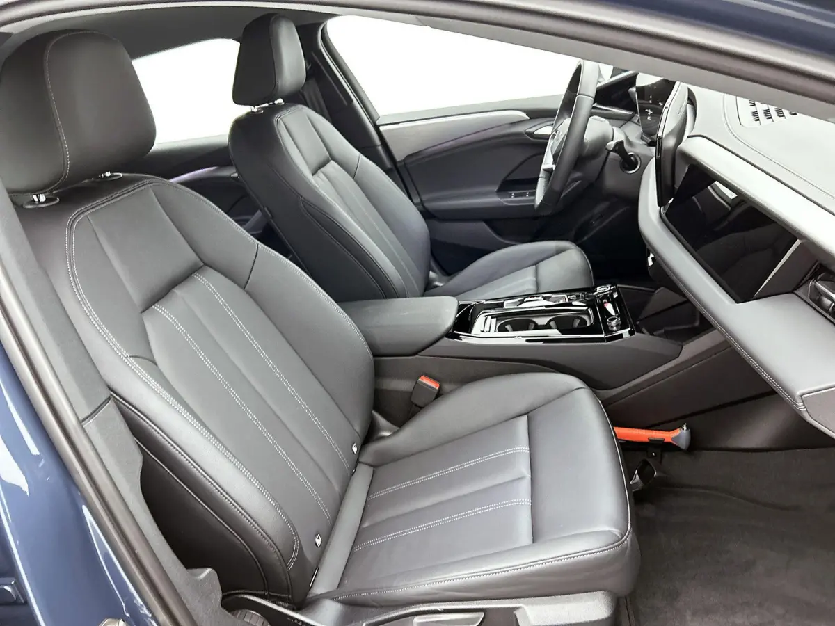 Advanced edition 83 kWh 286 PK | Navigatie | 360 Camera | Audi drive select | Adaptive cruise control | Warmtepomp | Elektrische achterklep | Comfortsleutel | Audi virtual cockpit plus |  Pa
