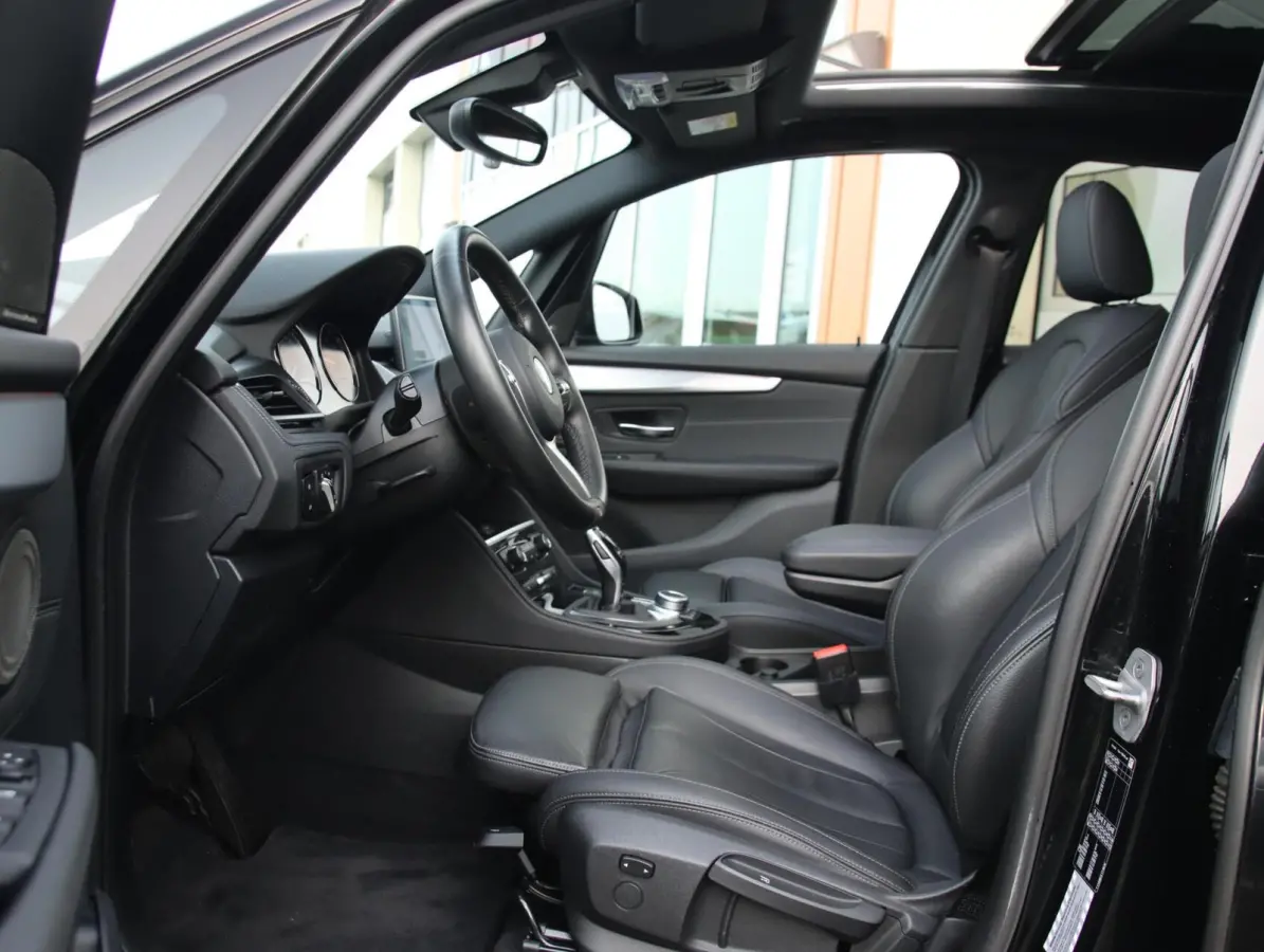 220i High Executive M-sport | Uniek!!