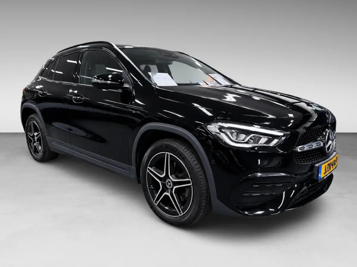 250 e AMG Limited SOH-TEST/PANO/SFEERVERL/NAVI/DAB/LED/V-COCKPIT/CARPLAY///