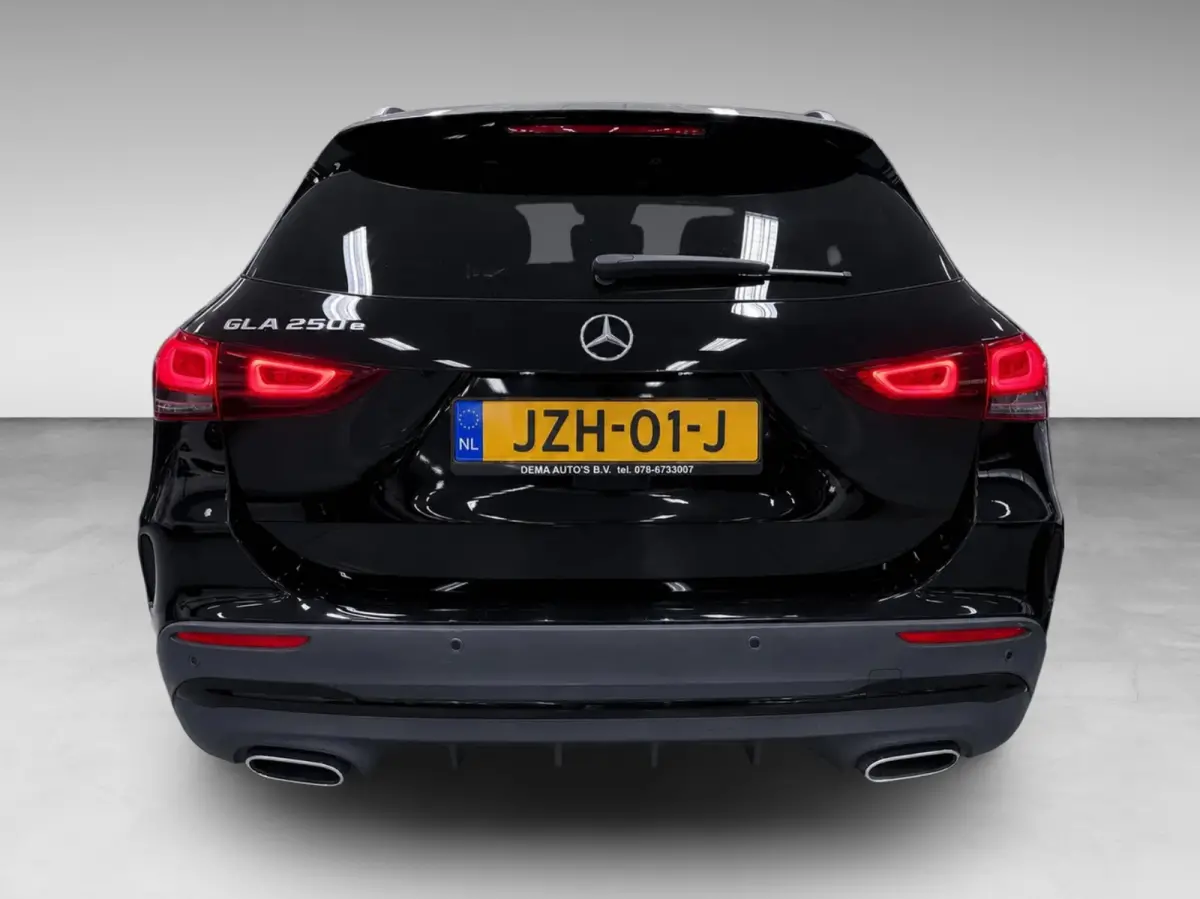 250 e AMG Limited SOH-TEST/PANO/SFEERVERL/NAVI/DAB/LED/V-COCKPIT/CARPLAY///