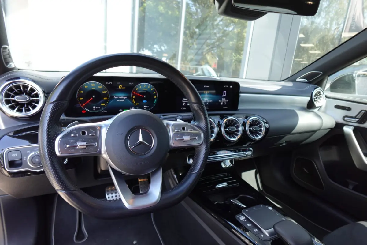 250 e Business Solution AMG PANO HUD CAM