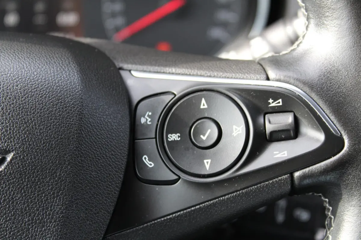1.2 Turbo Elegance 130PK Automaat | Parkeercamera | Apple/Android Carplay | Trekhaak | Climate Control