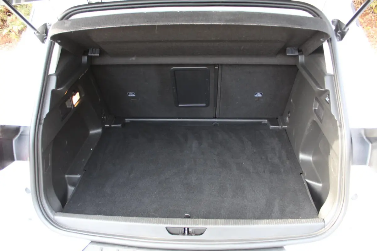 1.2 Turbo Elegance 130PK Automaat | Parkeercamera | Apple/Android Carplay | Trekhaak | Climate Control