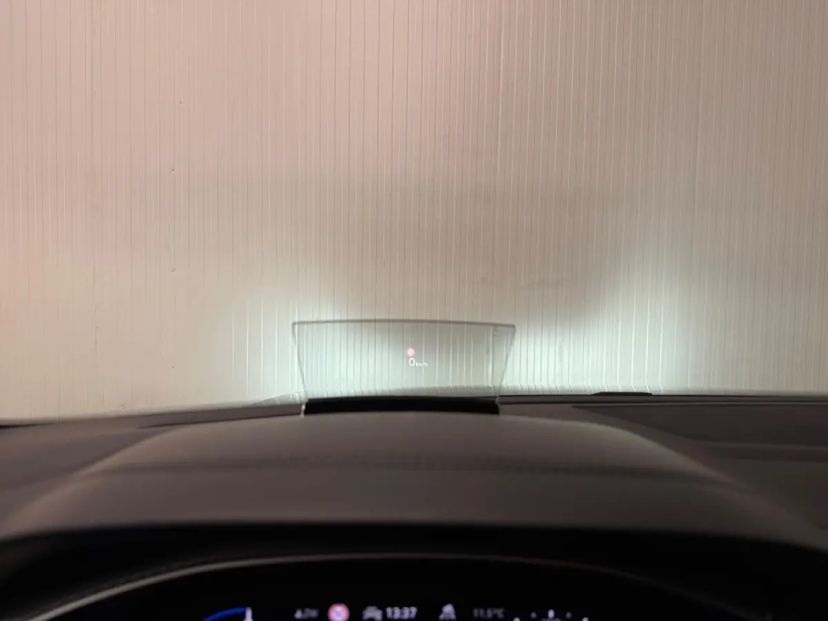 1.4 TSI eHybrid R-Line | PANO | TREKHAAK | HUD | 360 CAMERA | STOELMASSAGE