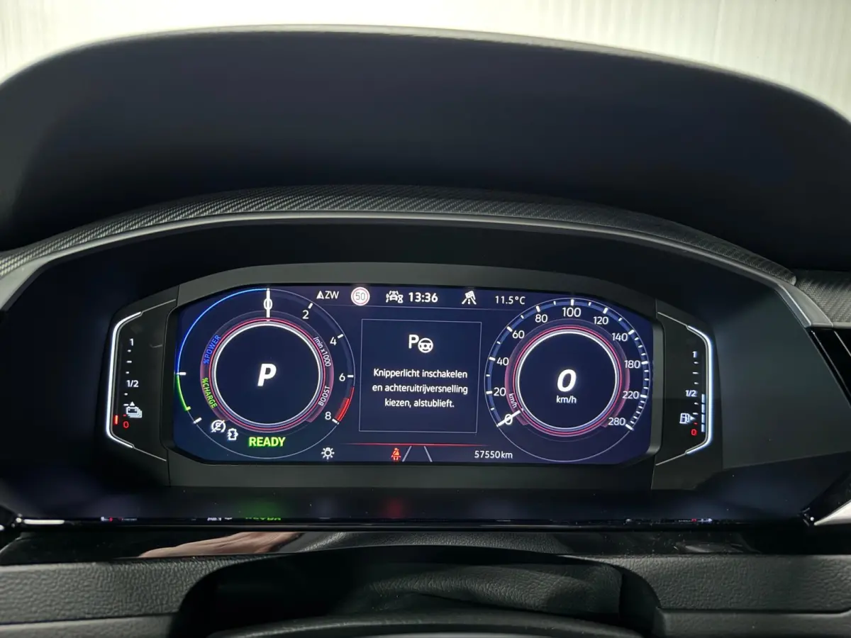 1.4 TSI eHybrid R-Line | PANO | TREKHAAK | HUD | 360 CAMERA | STOELMASSAGE