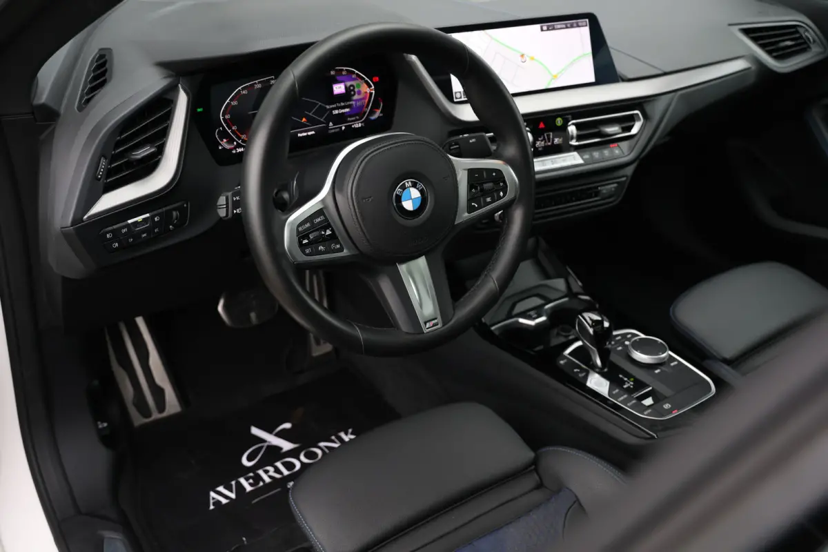 218i M-Sport Pro NAP|Pano|ACC|Cam|Keyless