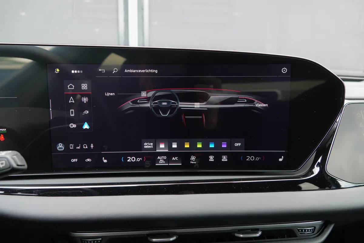 Edition One | e-hybrid 299Pk | Quattro | Plug-in Hybrid | MMI Bijrijdersdisplay | 360° Camera | AWD-Besturing | Madeira Brown | 21''