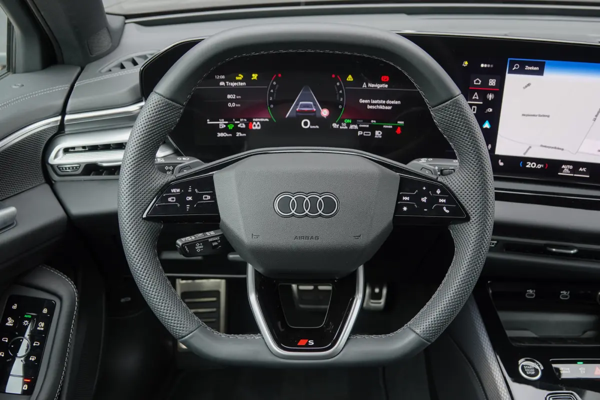 Edition One | e-hybrid 299Pk | Quattro | Plug-in Hybrid | MMI Bijrijdersdisplay | 360° Camera | AWD-Besturing | Madeira Brown | 21''