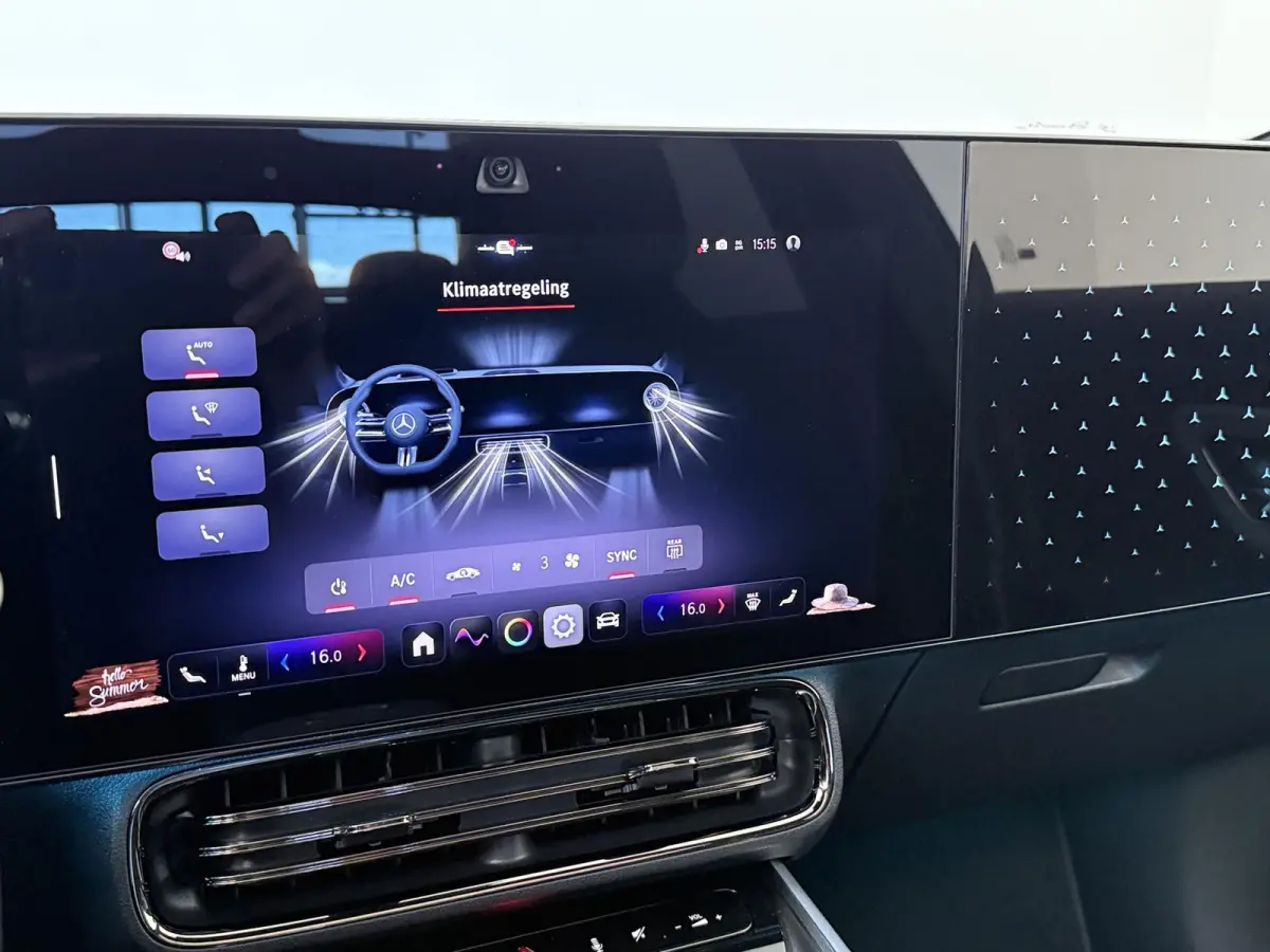 180 Business Solution AMG |  MULTIBEAM LED | Panoramadak | Trekhaak | Nightpakket | Achteruitrijcamera |