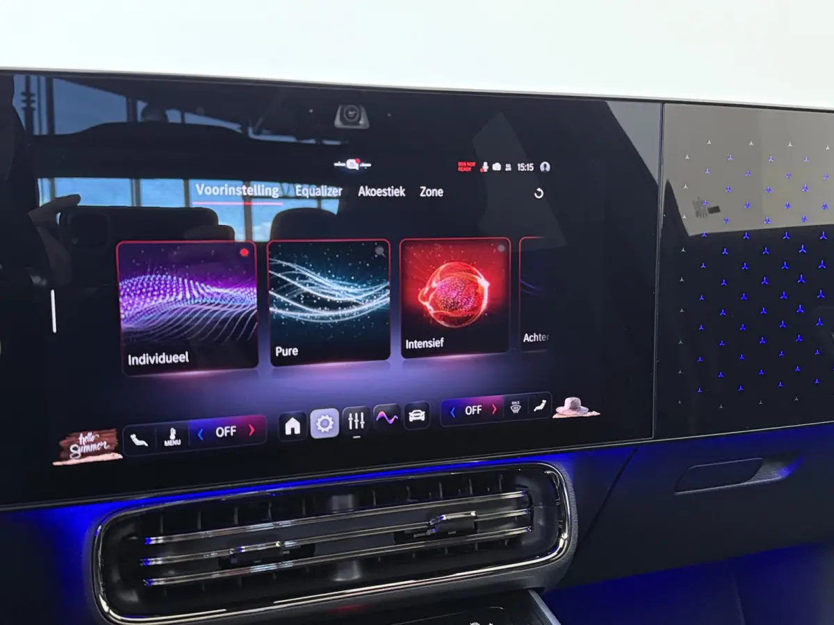 180 Business Solution AMG |  MULTIBEAM LED | Panoramadak | Trekhaak | Nightpakket | Achteruitrijcamera |