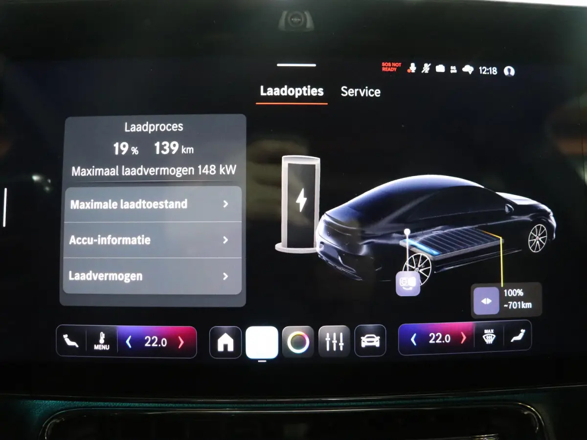 250+ Launch Edition 85.5 kWh | Night | Panoramadak | Stoelverwarming | DISTRONIC | Achteruitrijcamera | Dodehoekassistent |