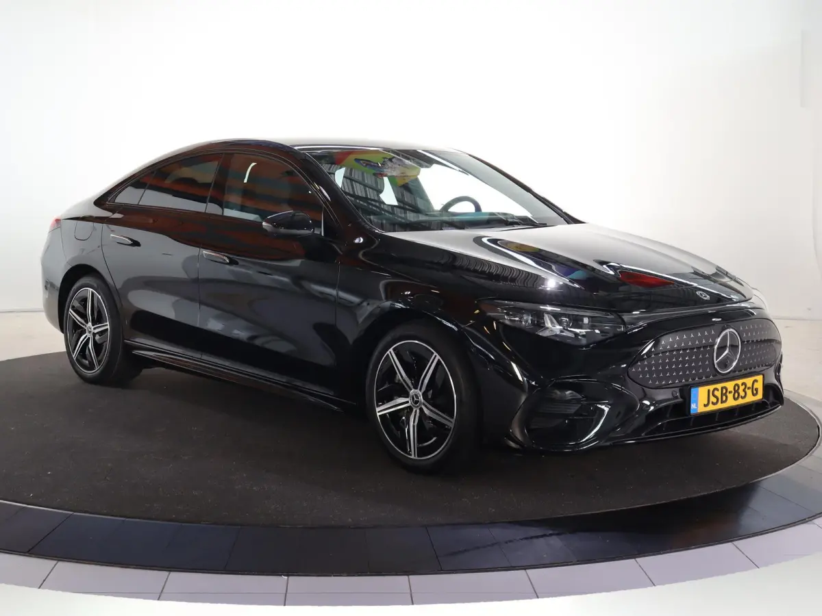 250+ Launch Edition 85.5 kWh | Night | Panoramadak | Stoelverwarming | DISTRONIC | Achteruitrijcamera | Dodehoekassistent |