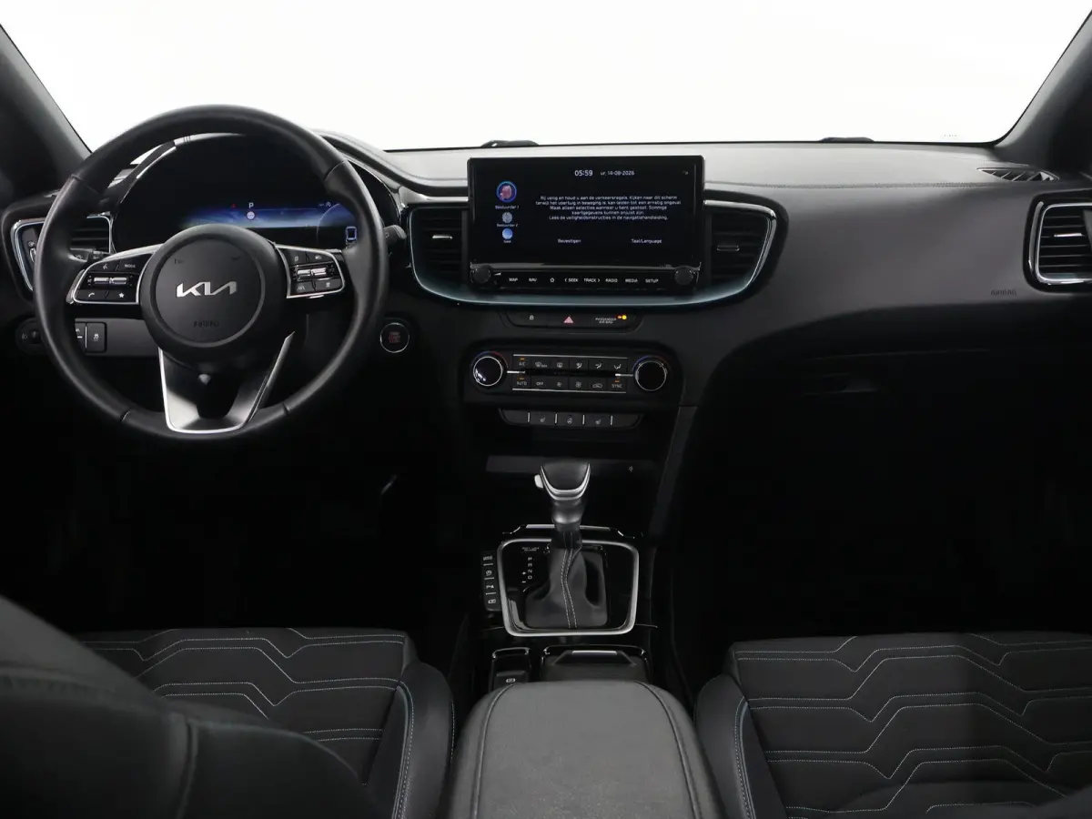 1.0 T-GDi Design Edition | Trekhaak | JBL | Stoelverwarming | Parkeersensoren | LED Koplampen | Dodehoekassistentie  | Adaptieve cruise control | Stuurwiel verwarmd |