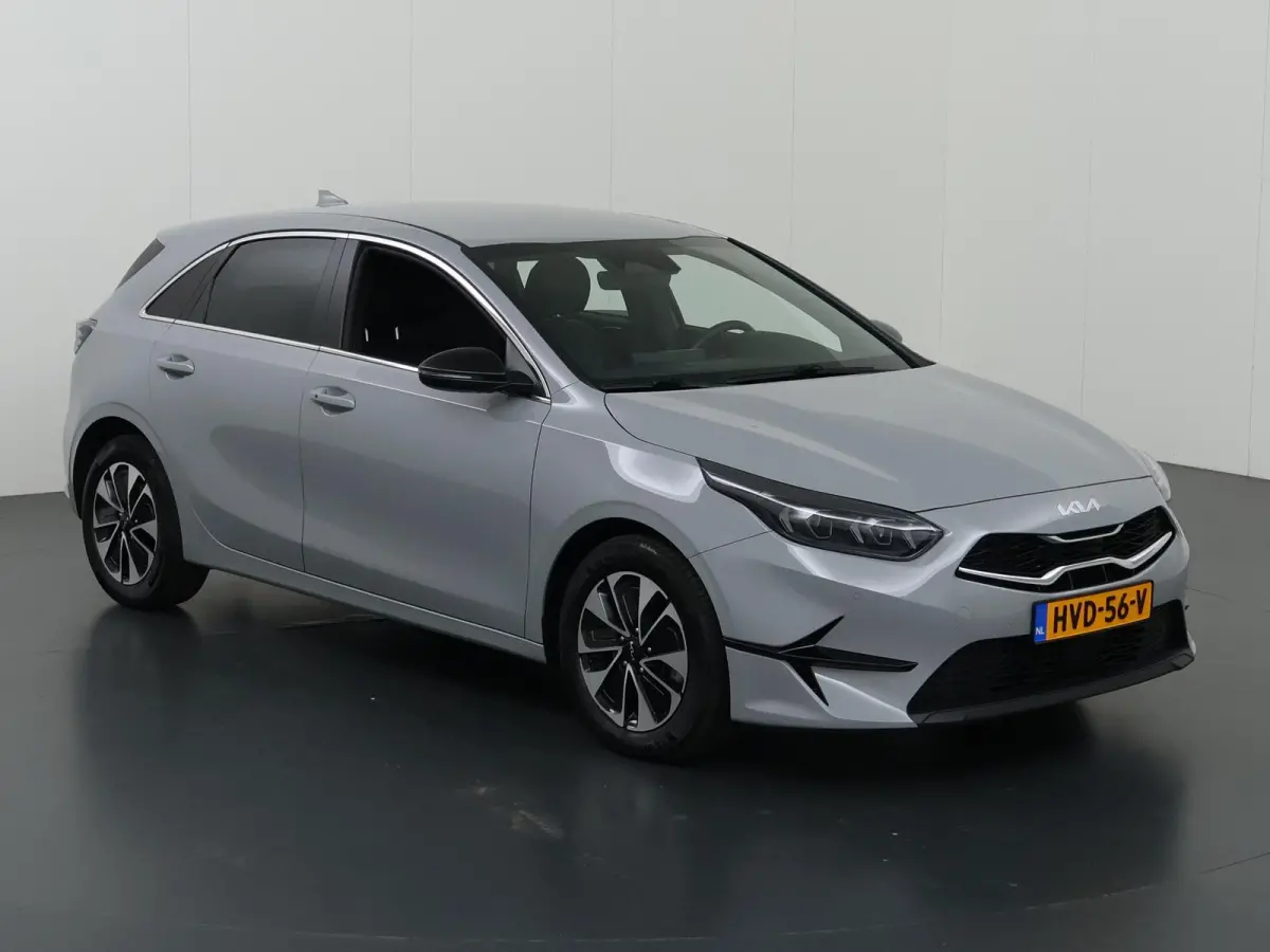 1.0 T-GDi Design Edition | Trekhaak | JBL | Stoelverwarming | Parkeersensoren | LED Koplampen | Dodehoekassistentie  | Adaptieve cruise control | Stuurwiel verwarmd |
