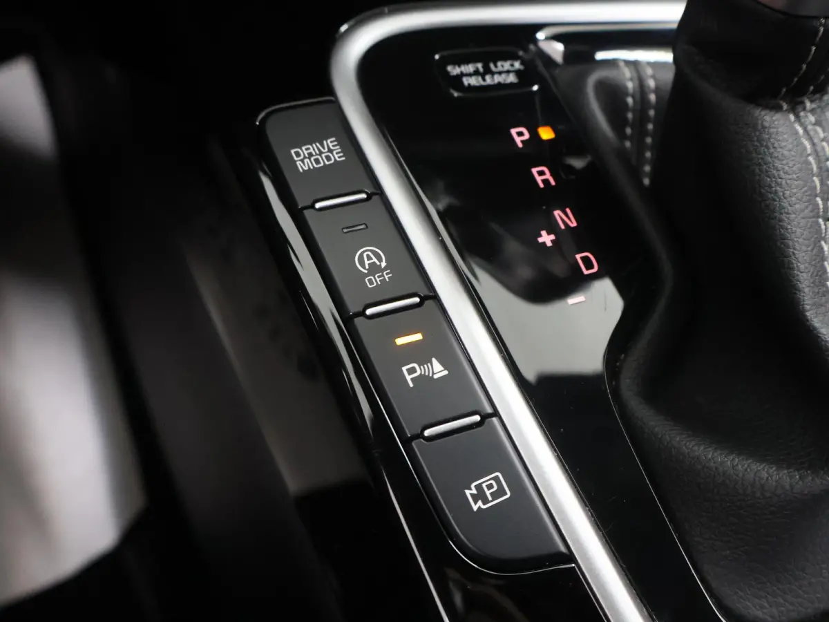 1.0 T-GDi Design Edition | Trekhaak | JBL | Stoelverwarming | Parkeersensoren | LED Koplampen | Dodehoekassistentie  | Adaptieve cruise control | Stuurwiel verwarmd |