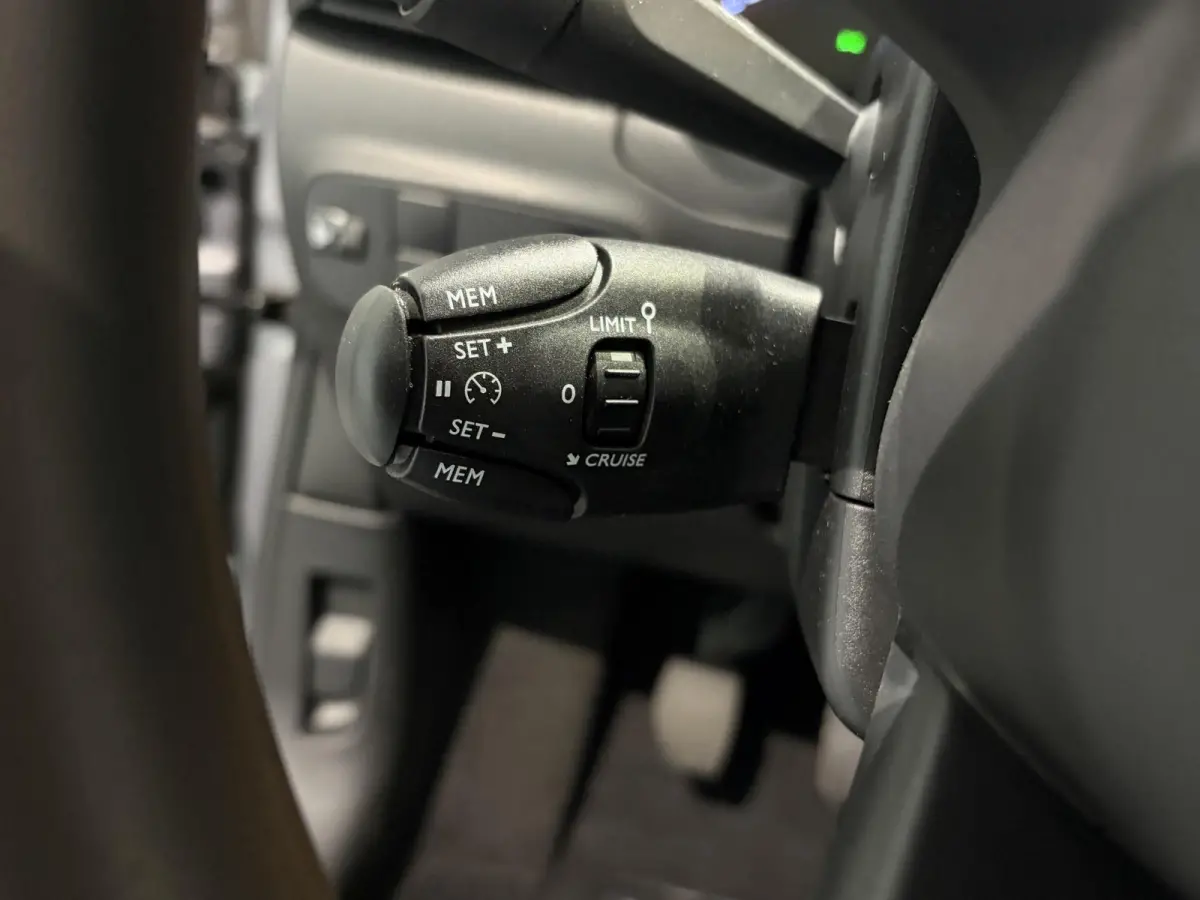 Feel - ZUINIG - AIRCO - CARPLAY