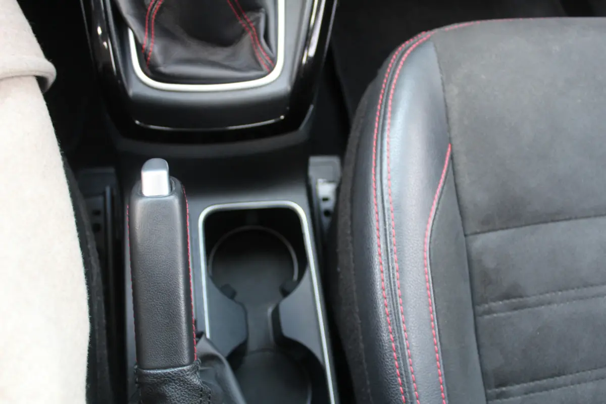 1.0 EcoBoost ST-Line Black Trekhaak l LM velgen l Airco l Navigatie l Cruise control