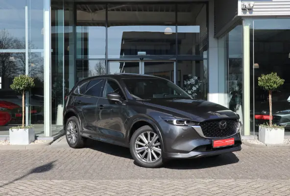 2.0 SkyActiv-G 165 Signature Automaat / Schuifdak / Trekhaak / Leer / 360 Camera