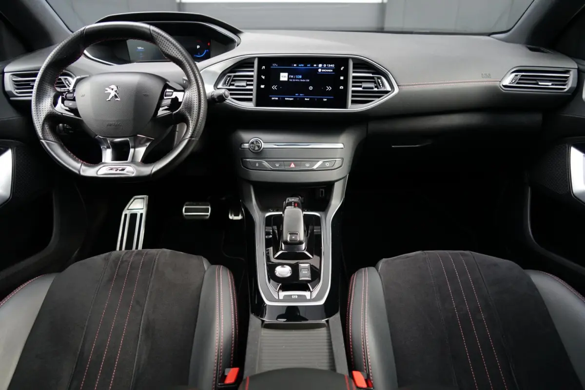 1.2 PureTech Blue Lease GT, aut. dis. v.v. trekh. veel opties
