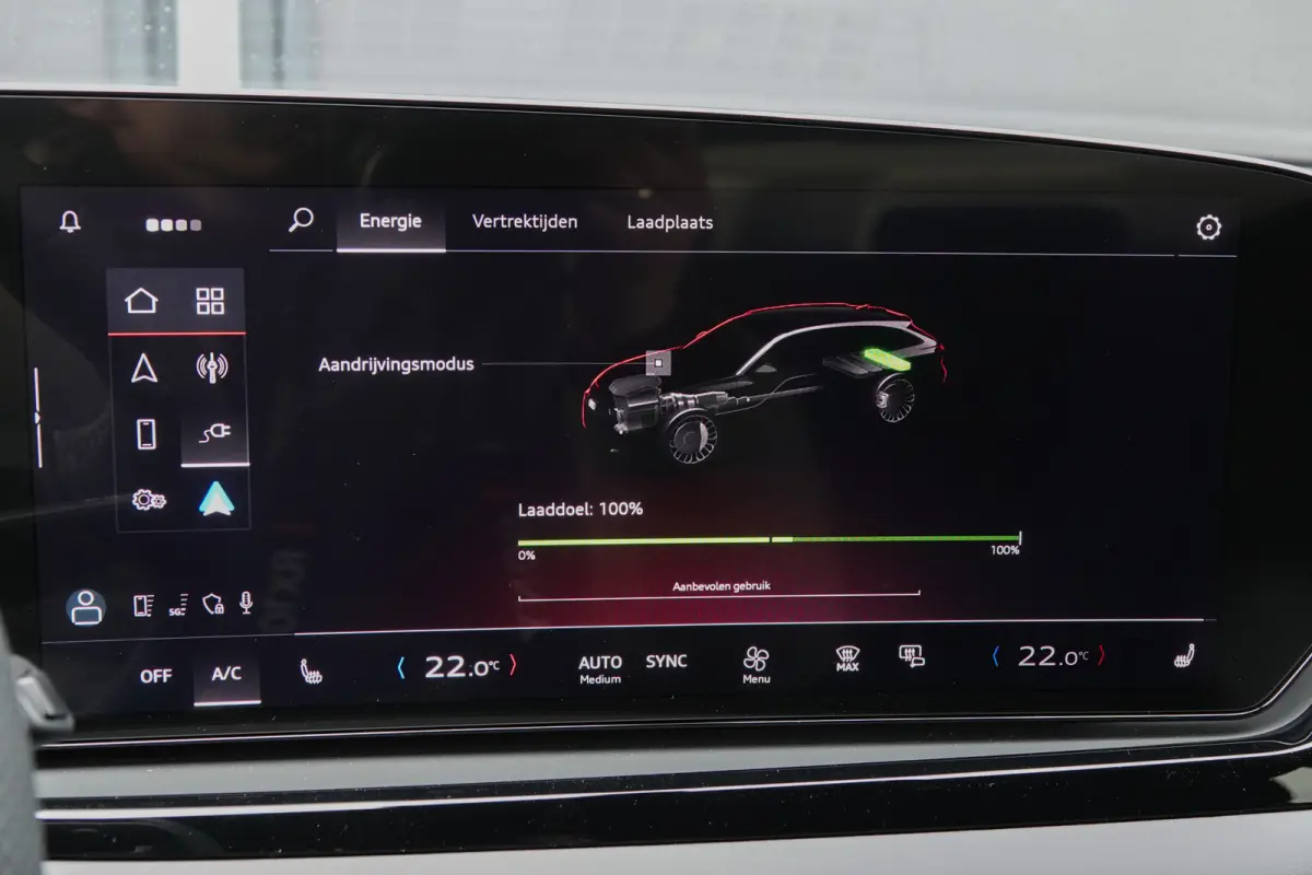 Edition One | e-hybrid 299Pk | Quattro | Plug-in Hybrid | MMI Bijrijdersdisplay | Tech Plus | 360° Camera | AWD-Besturing | Mythos Black | 21''