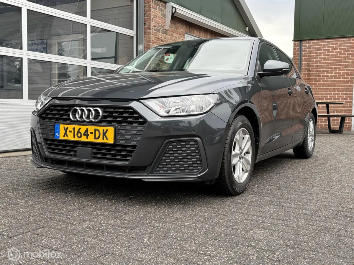25 TFSI Pro Line|Virtueel Cockpit|Parkeersensoren Voor/Achter|Climatronic