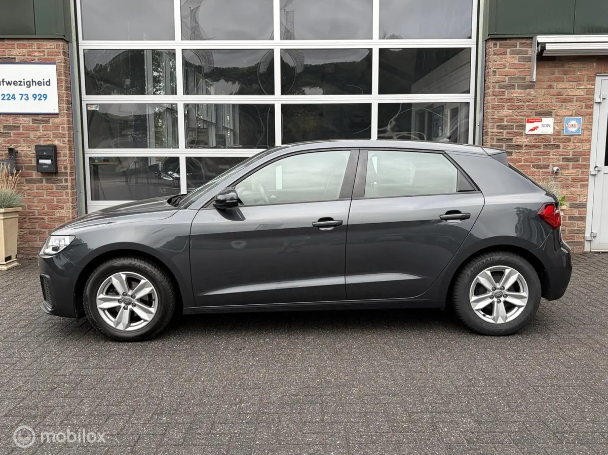 25 TFSI Pro Line|Virtueel Cockpit|Parkeersensoren Voor/Achter|Climatronic