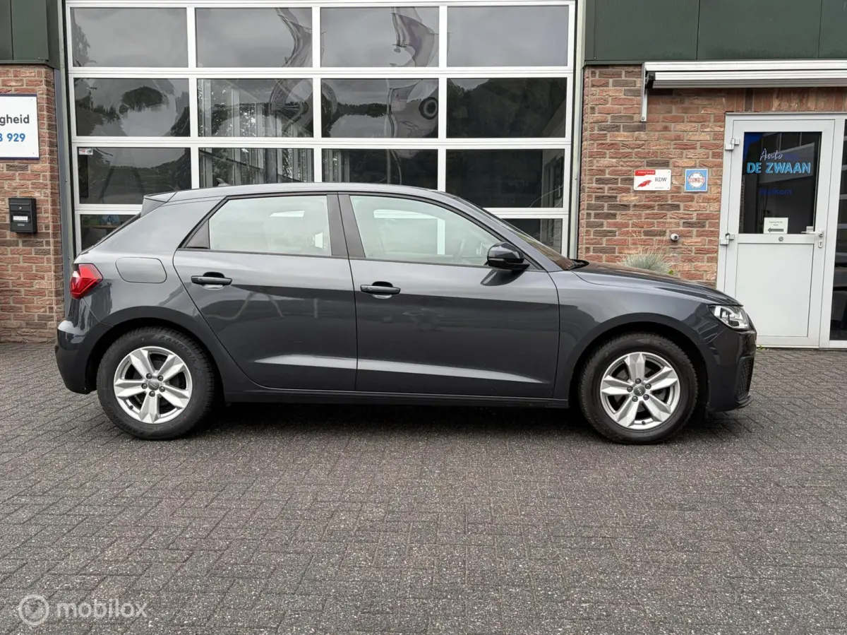 25 TFSI Pro Line|Virtueel Cockpit|Parkeersensoren Voor/Achter|Climatronic