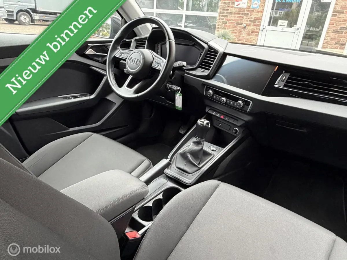 25 TFSI Pro Line|Virtueel Cockpit|Parkeersensoren Voor/Achter|Climatronic