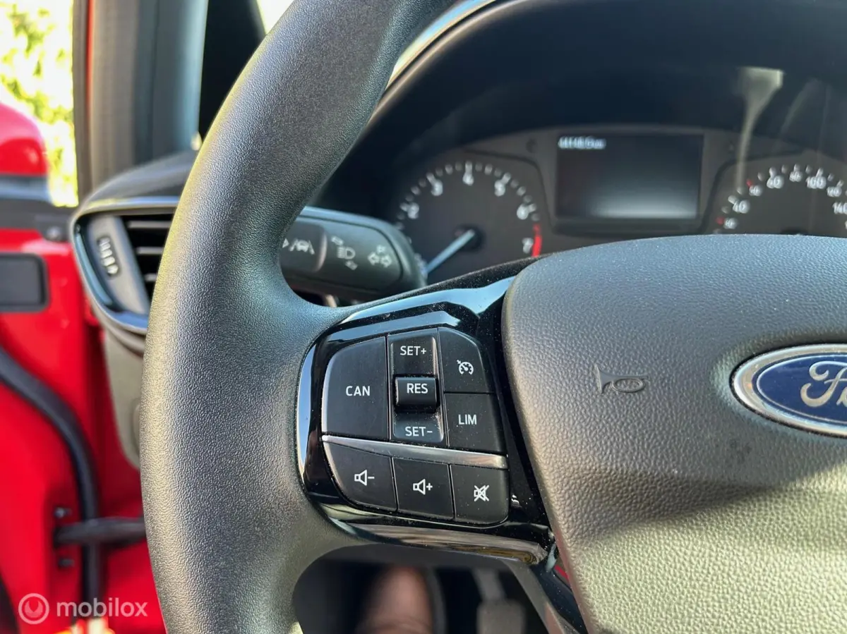 1.0 EcoBoost Connected Apple carplay