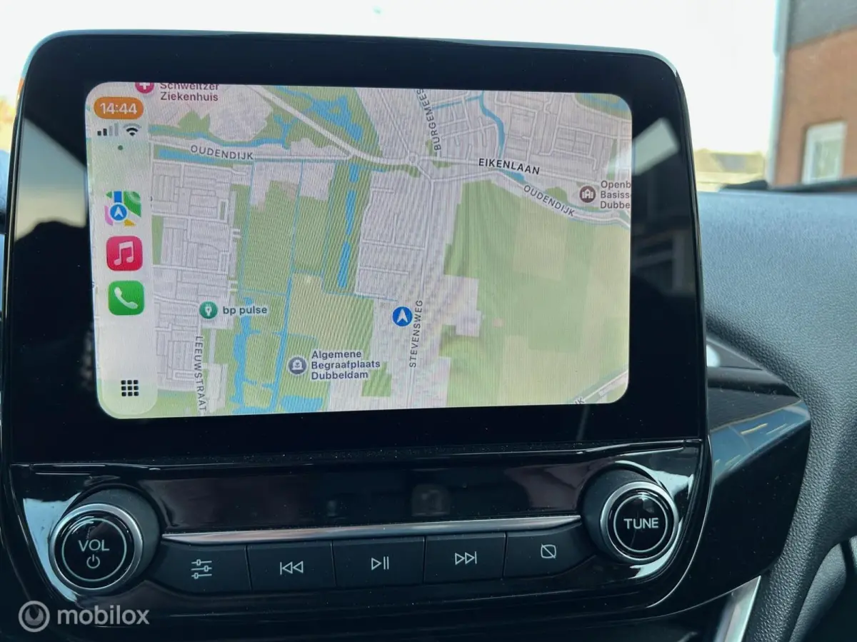 1.0 EcoBoost Connected Apple carplay