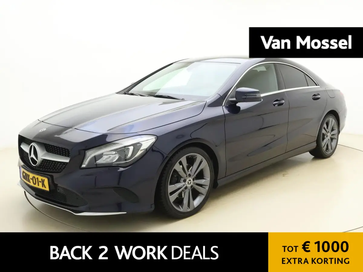 180 d Business Solution | Navigatie | Stoelverwarming | Airco | Privacy Glass | Lichtmetalen Velgen |